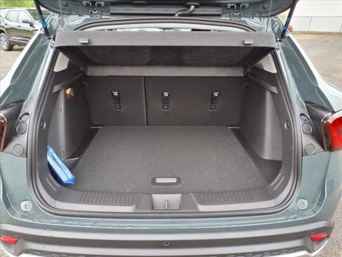 New 2025 Chevrolet Trax LT w/ Driver Confidence Package image 5