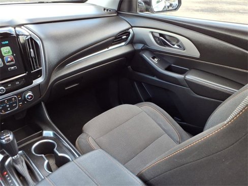 Used 2018 Chevrolet Traverse LT image 25