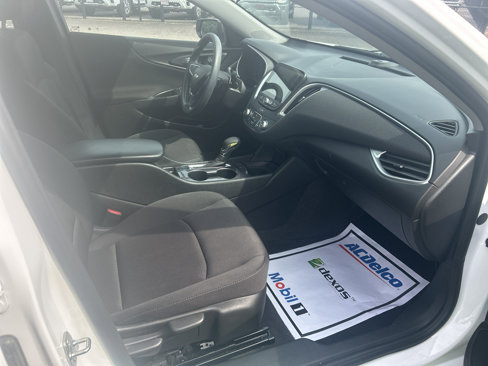 Used 2021 Chevrolet Malibu LS image 14