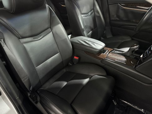 Used 2013 Cadillac XTS Luxury w/ Driver Awareness Package image 48