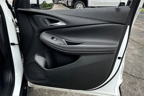 Used 2024 Buick Encore GX Sport Touring image 28
