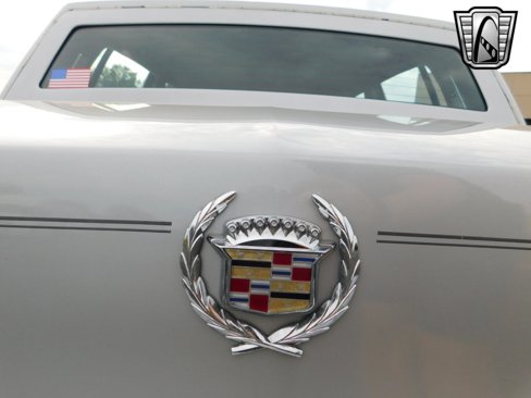 Used 1985 Cadillac Fleetwood Sedan image 17