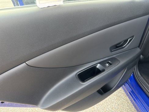 New 2025 Hyundai Elantra Sport image 12