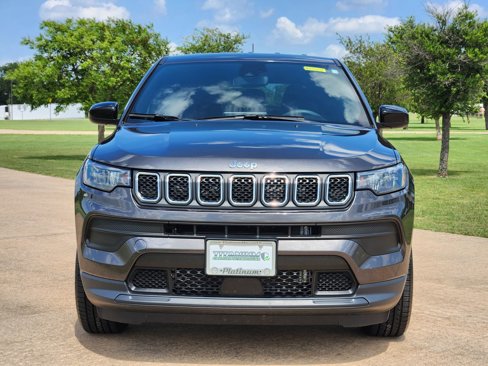 Used 2023 Jeep Compass Sport image 8