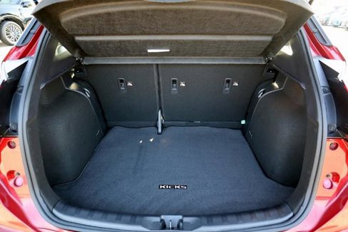 Certified 2024 Nissan Kicks SR w/ SR Premium Package image 11