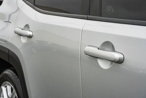 Used 2019 Jeep Renegade Latitude image 17