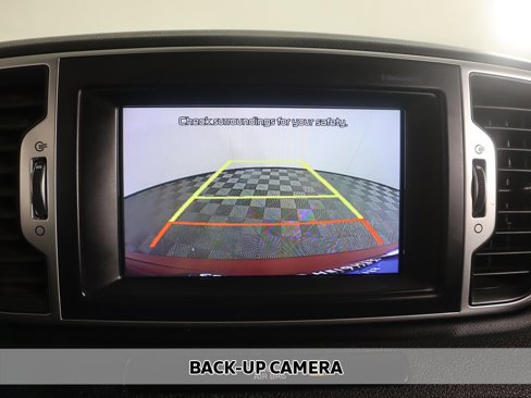 Used 2017 Kia Sportage EX image 3