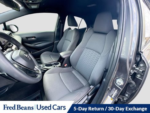 Used 2025 Toyota Corolla SE image 20