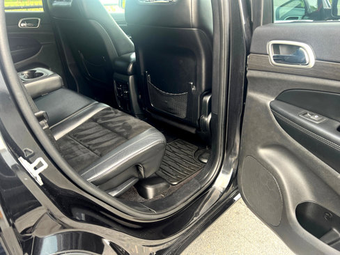 Used 2015 Jeep Grand Cherokee Altitude image 17