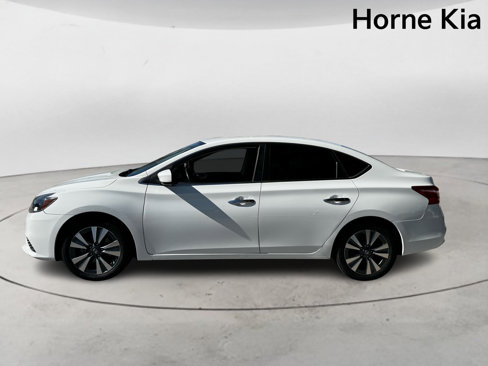 Used 2019 Nissan Sentra SV w/ Special Edition Package image 5