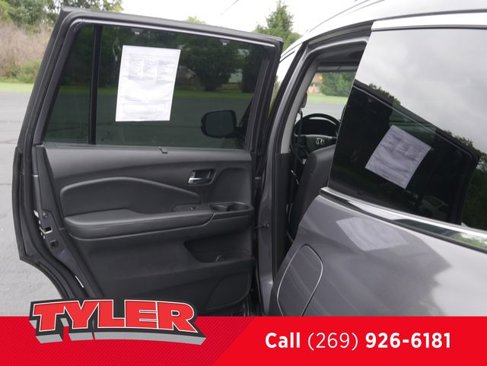 Used 2020 Honda Pilot Touring image 21