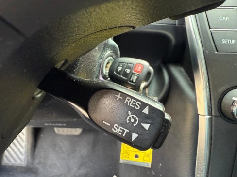 Used 2017 Toyota Camry SE image 22