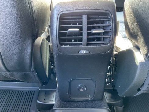 Used 2022 Ford Escape SEL image 17