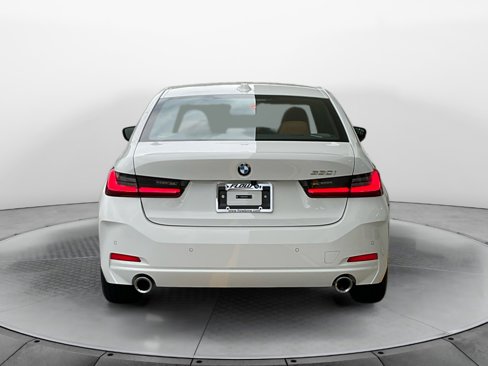 New 2025 BMW 330i Sedan w/ Premium Package image 6