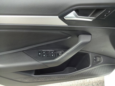 Used 2021 Volkswagen Jetta S image 14