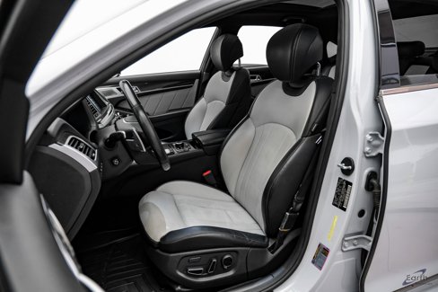 Used 2019 Genesis G80 3.3T Sport image 32