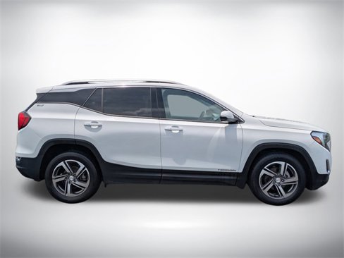 Used 2020 GMC Terrain SLT image 3