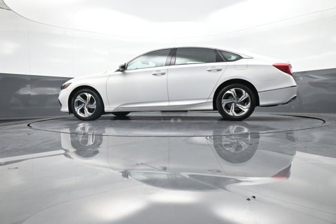 Certified 2019 Honda Accord EX image 33
