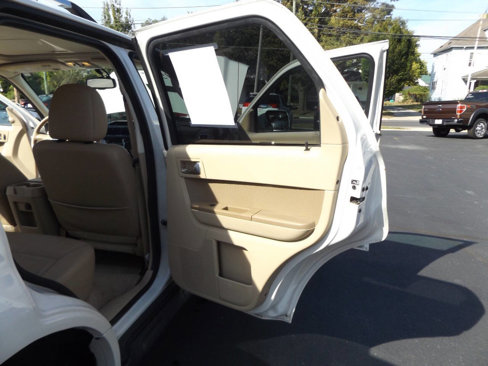 Used 2012 Ford Escape Limited image 27