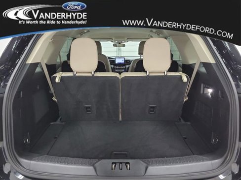 Used 2021 Ford Explorer Limited w/ Equipment Group 301A image 7