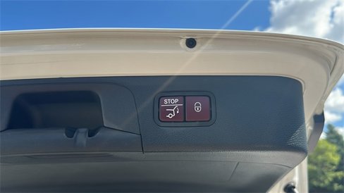 Used 2019 Mercedes-Benz GLC 300 4MATIC image 36