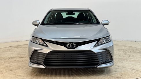 Used 2023 Toyota Camry LE image 34