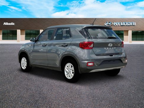 New 2025 Hyundai Venue SE image 5
