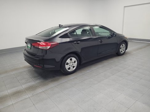 Used 2018 Kia Forte LX w/ LX Rear Camera Package image 10