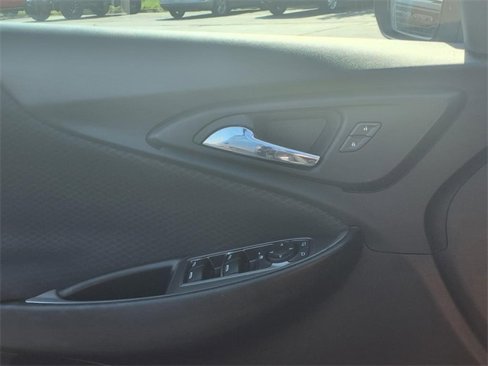 Used 2022 Chevrolet Malibu LT image 19
