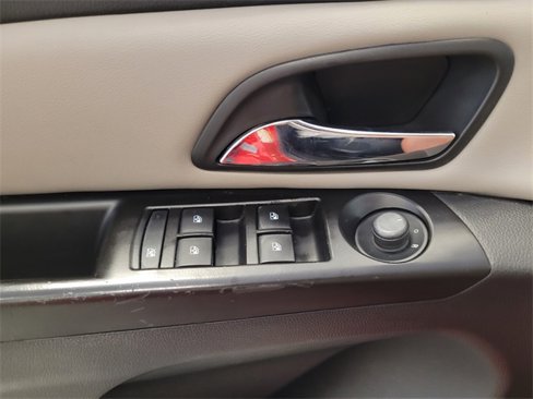 Used 2014 Chevrolet Cruze LS image 24