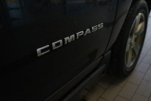 Used 2015 Jeep Compass High Altitude image 14