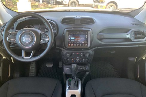 Used 2022 Jeep Renegade Latitude w/ Convenience Group image 15