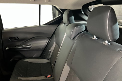 Used 2020 Nissan Kicks S image 21