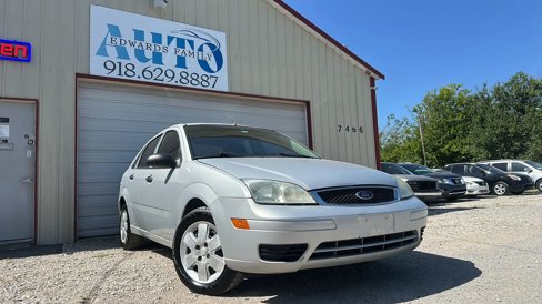Used 2007 Ford Focus SE image 1