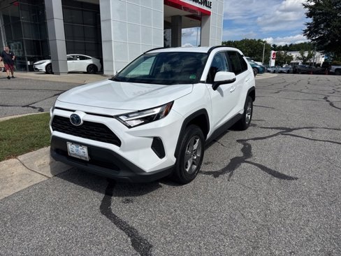 Used 2024 Toyota RAV4 LE image 2