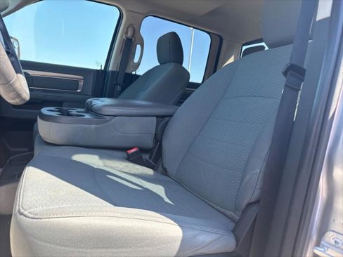 Used 2019 RAM 1500 Classic SLT image 15