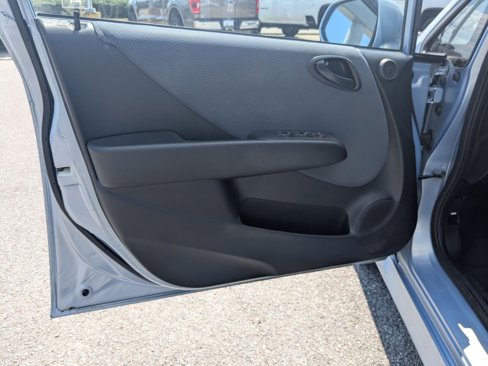 Used 2008 Honda Fit Sport image 11