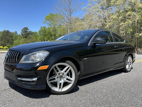 Used 2012 Mercedes-Benz C 250 Coupe image 2