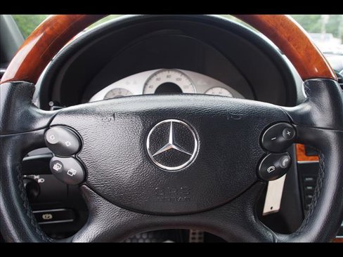 Used 2009 Mercedes-Benz CLK 350 Cabriolet image 23