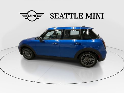 New 2025 MINI Cooper 4-Door Hardtop image 7