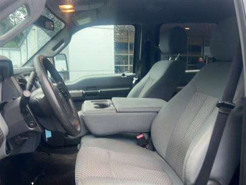 Used 2016 Ford F250 XLT w/ XLT Premium Package image 16