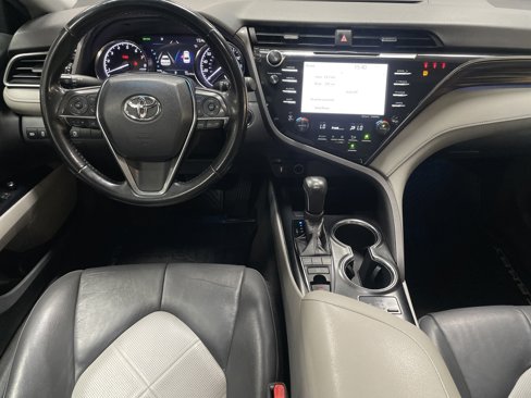 Used 2019 Toyota Camry XLE image 30