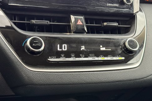 Certified 2022 Toyota Corolla LE image 25