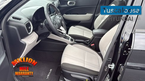 Used 2022 Hyundai Venue SEL w/ Cargo Package image 24