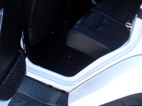 Used 2016 Jeep Wrangler Unlimited Sahara w/ Connectivity Group image 33