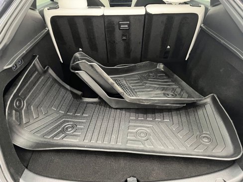 Used 2023 Tesla Model Y Performance image 32