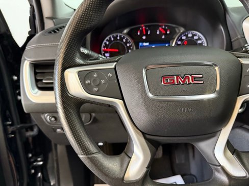 Used 2023 GMC Terrain SLE w/ Driver Convenience Package image 15