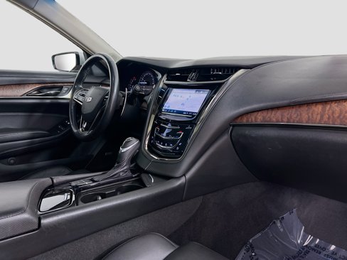 Used 2018 Cadillac CTS Luxury image 30