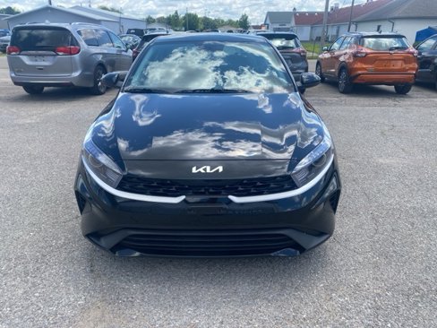 Used 2024 Kia Forte LXS image 9