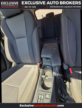 Used 2018 Subaru Crosstrek 2.0i Premium w/ Eyesight System image 23